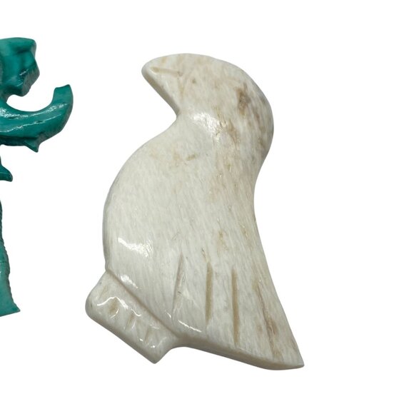 Vintage Set of 2 Elephant & Bird Brooches Pins Hand-Carved Stone Green Cream - Picture 4 of 10